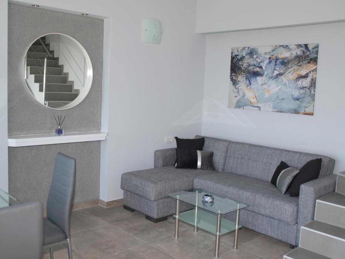 Attic Apartments Agia Anna  Esterno foto