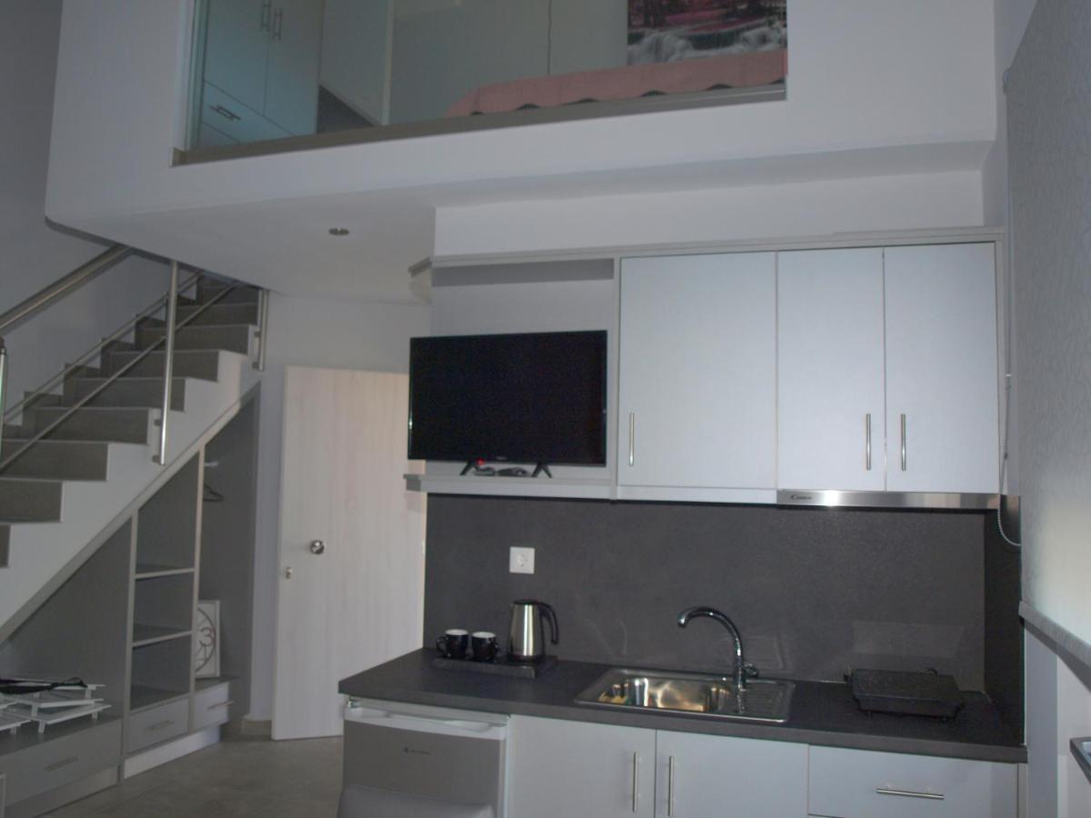 Attic Apartments Agia Anna  Esterno foto
