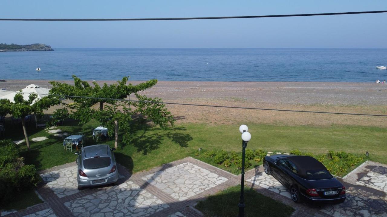 Attic Apartments Agia Anna  Esterno foto
