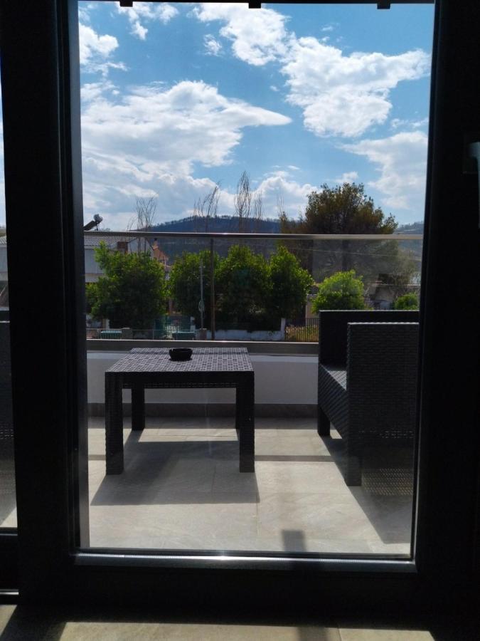 Attic Apartments Agia Anna  Esterno foto